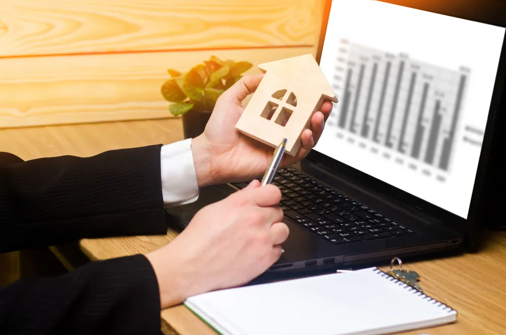 Fees of Different Mortgage Brokers