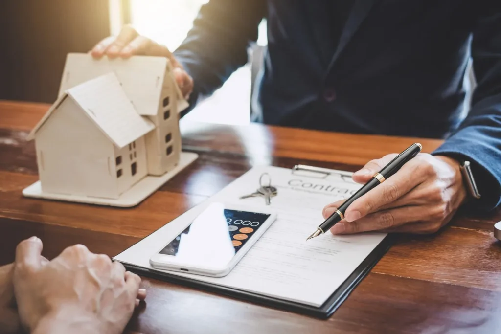 is home insurance mandatory in canada