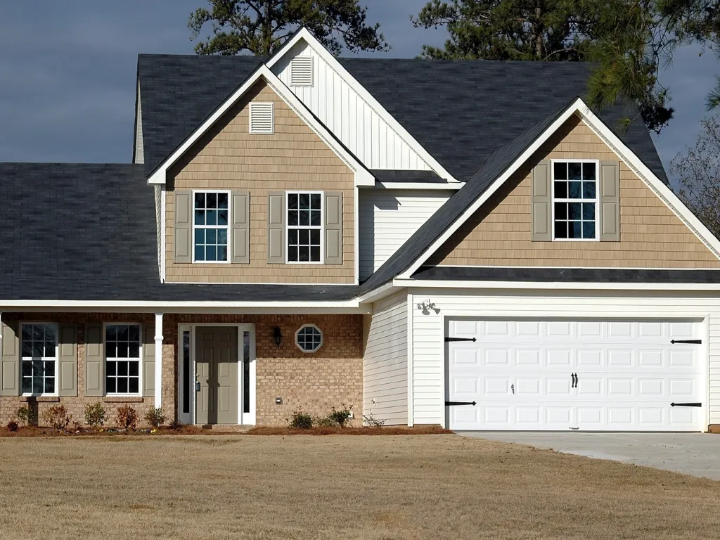 how much mortgage can i afford with $200k salary canada